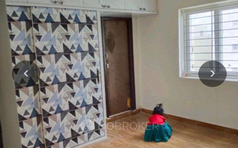 Female flatmate required in 2BHK  flat  in Kondapur
