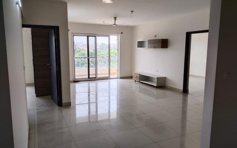 Female flatmate required in 2BHK  flat  in Whitefield