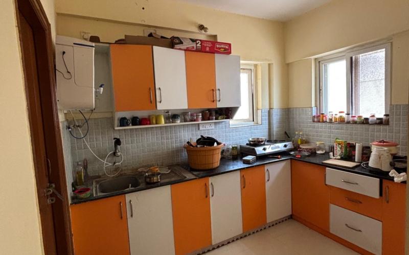 Female flatmate required in 3BHK  apartment  in Kadubeesanahalli