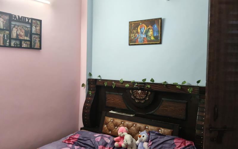 Female flatmate required in 2BHK  apartment  in Palam