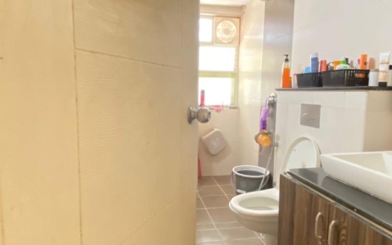 Flatmate required in 4BHK  flat  in Sarjapura