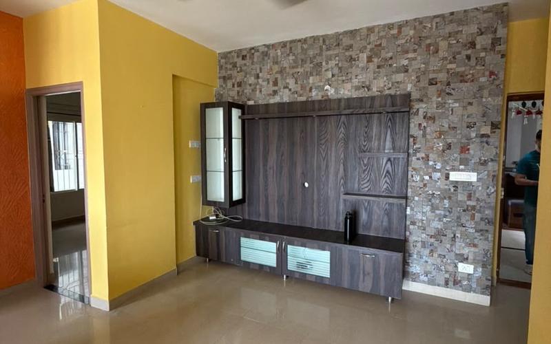 Female flatmate required in 3BHK  apartment  in Kasavanahalli