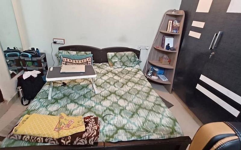 Room in 2BHK flat  available in Anjaiah-Nagar-Gachibowli