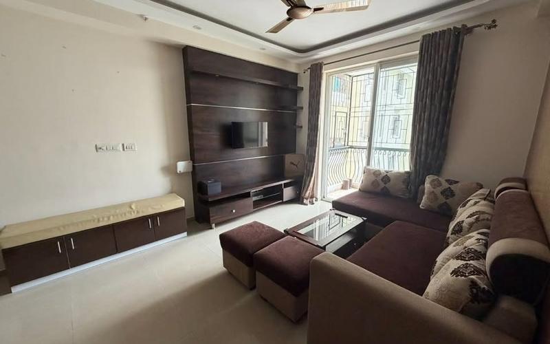 Room in 3BHK flat  available in Akshayanagar