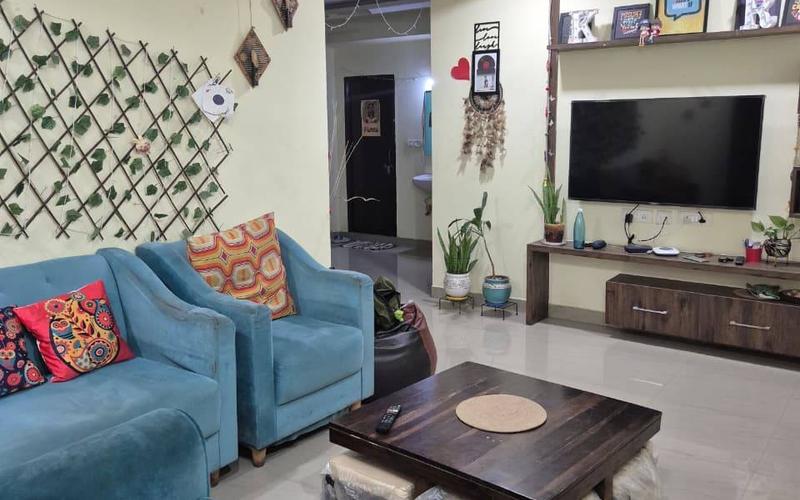 Female flatmate required in 3BHK  apartment  in Manikonda