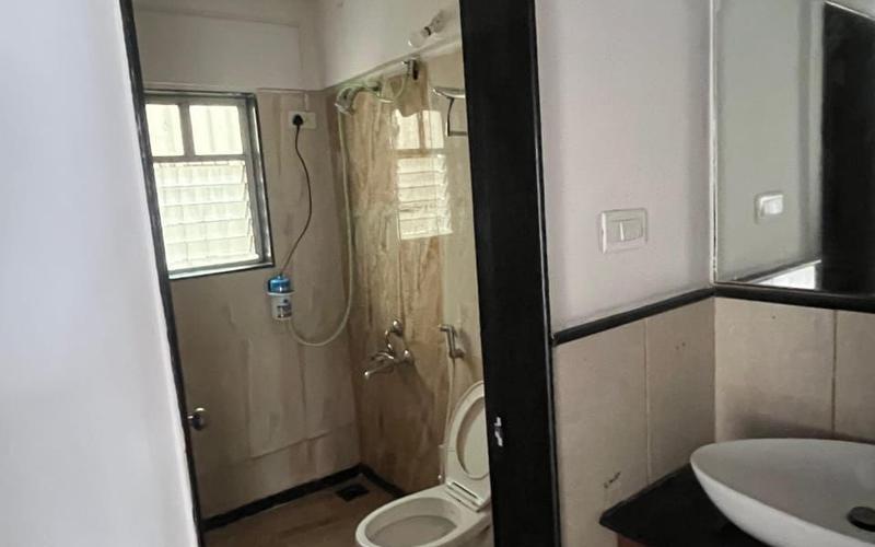Male flatmate required in 2BHK  flat  in Pimpri-Chinchwad