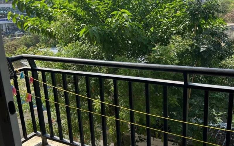 Female flatmate required in 2BHK  flat  in Kharadi