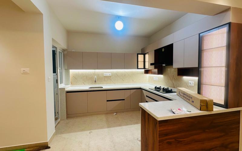 Female flatmate required in 4BHK  flat  in Bellandur