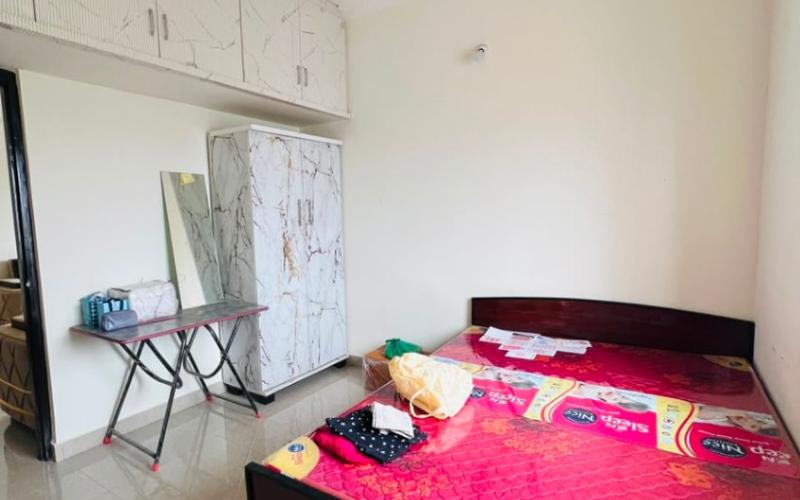 Female flatmate required in 2BHK  flat  in Bandlaguda-Jagir