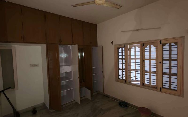 Flatmate required in 4BHK  independent house in BEML-Layout-Brookefield
