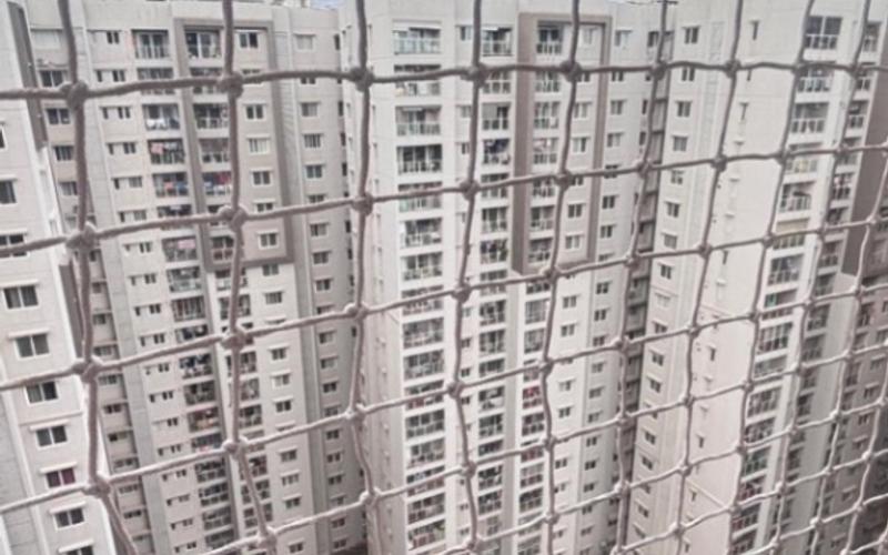 Female flatmate required in 2BHK  flat  in Nayanda-Halli