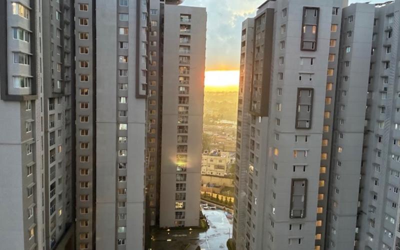 Female flatmate required in 2BHK  flat  in Nayanda-Halli