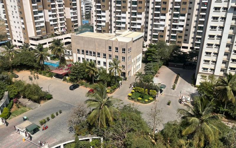 2  flatmates required in 3BHK  flat  in Kadugodi
