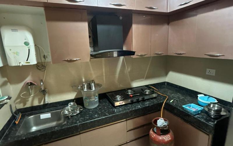 Male flatmate required in 2BHK  flat  in Viman-Nagar