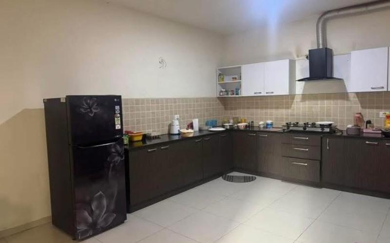 Flatmate required in 4BHK  flat  in Sarjapura