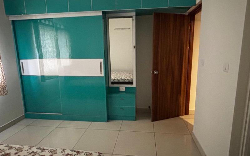 Female flatmate required in 3BHK  apartment  in Bagalagunte