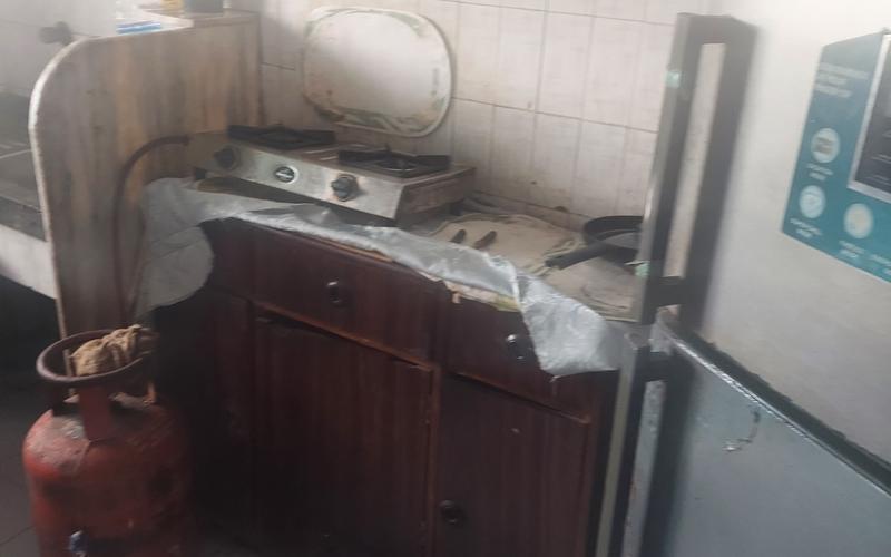 Male flatmate required in 2BHK  apartment  in Vakola-Santacruz-East