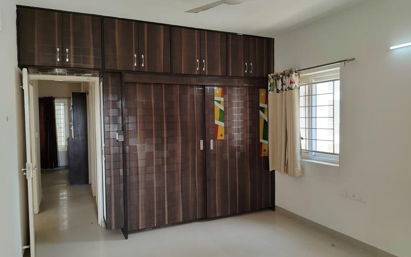 Male flatmate required in 3BHK  flat  in Seegehalli-Krishnarajapuram
