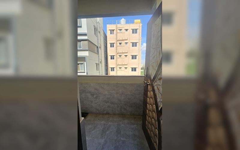 2  flatmates required in 2BHK  apartment  in Electronic-City