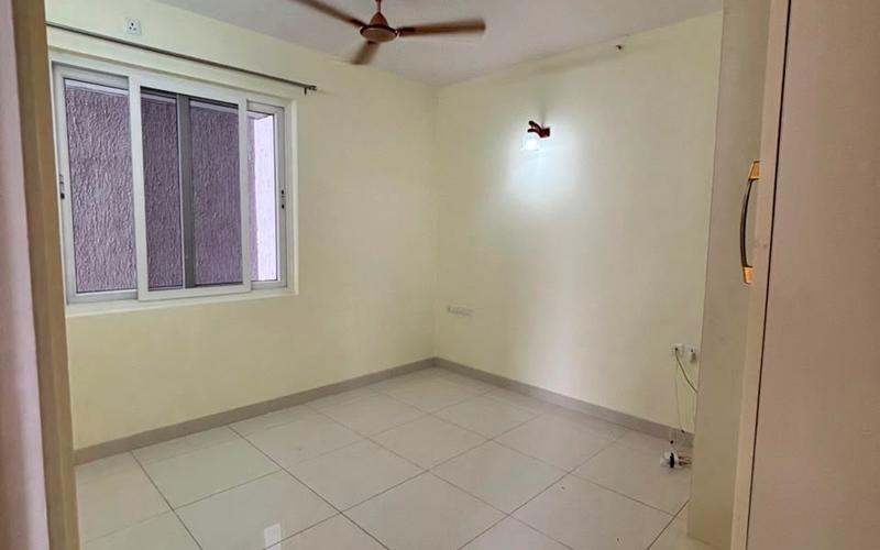 Female flatmate required in 2BHK  flat  in Nayanda-Halli