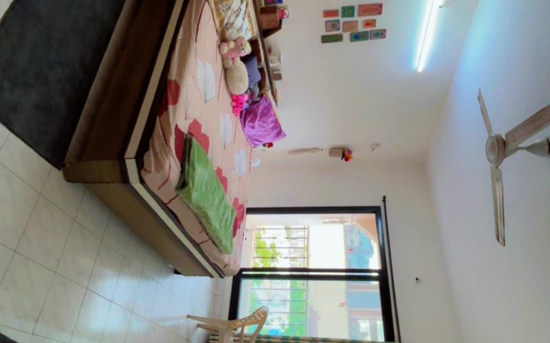 Female flatmate required in 2BHK  apartment  in Viman-Nagar