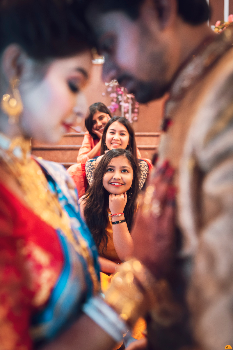 Bride in Bengali dress sitting on a chair, Stock Photo, Picture And Rights  Managed Image. Pic. PNM-PIRM-20100504-SA0990 | agefotostock