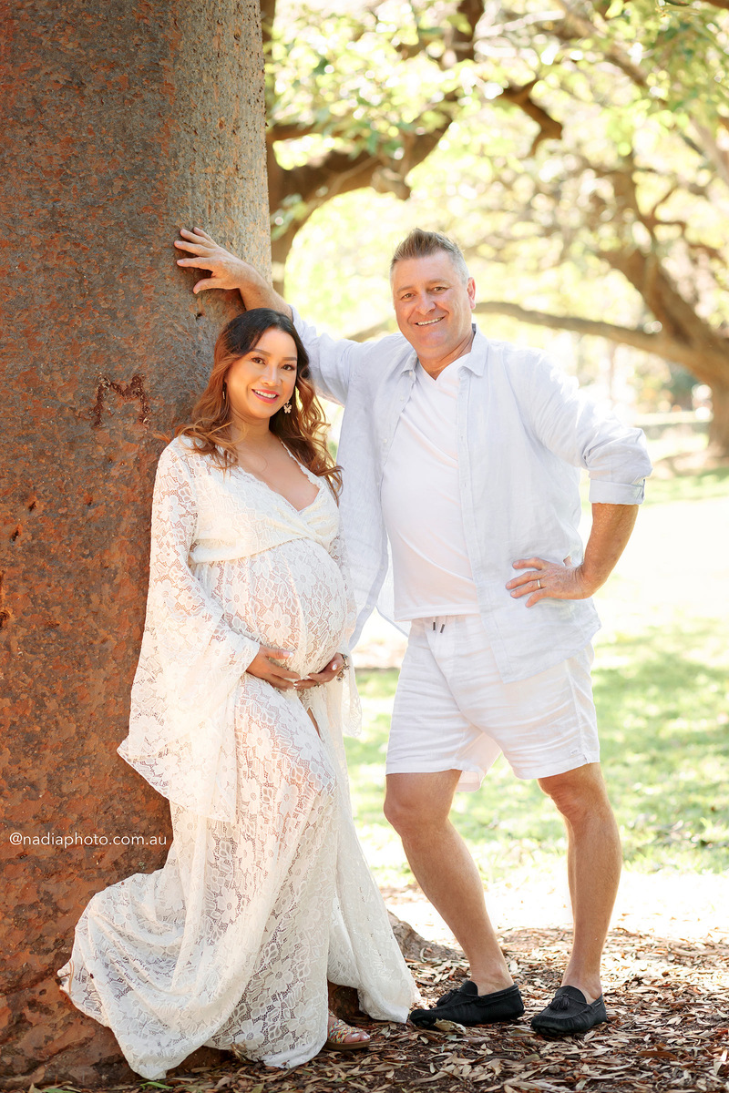 maternity photographer brisbane by Nadia Photo