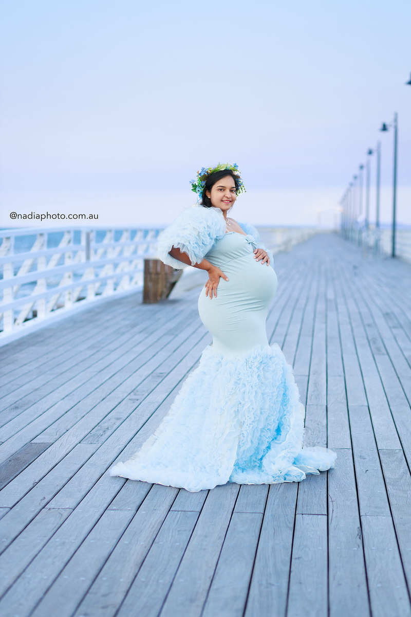 maternity photographer brisbane by Nadia Photo