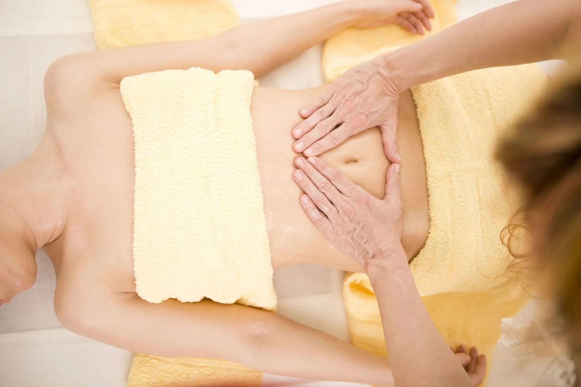 Exploring Abdominal Massage Techniques for Health and Wellness Benefits - AbdominalMassage 1