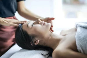 Massage for Migraine Relief: Easing Pain and Discomfort Massage for Migraine Relief