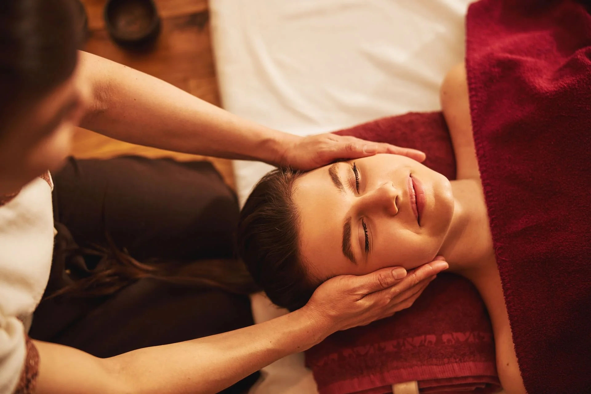 How Massage Therapy Can Improve Skin Health How Massage Therapy Can Improve Skin Health - MassageTherapyforSkinHealth 1