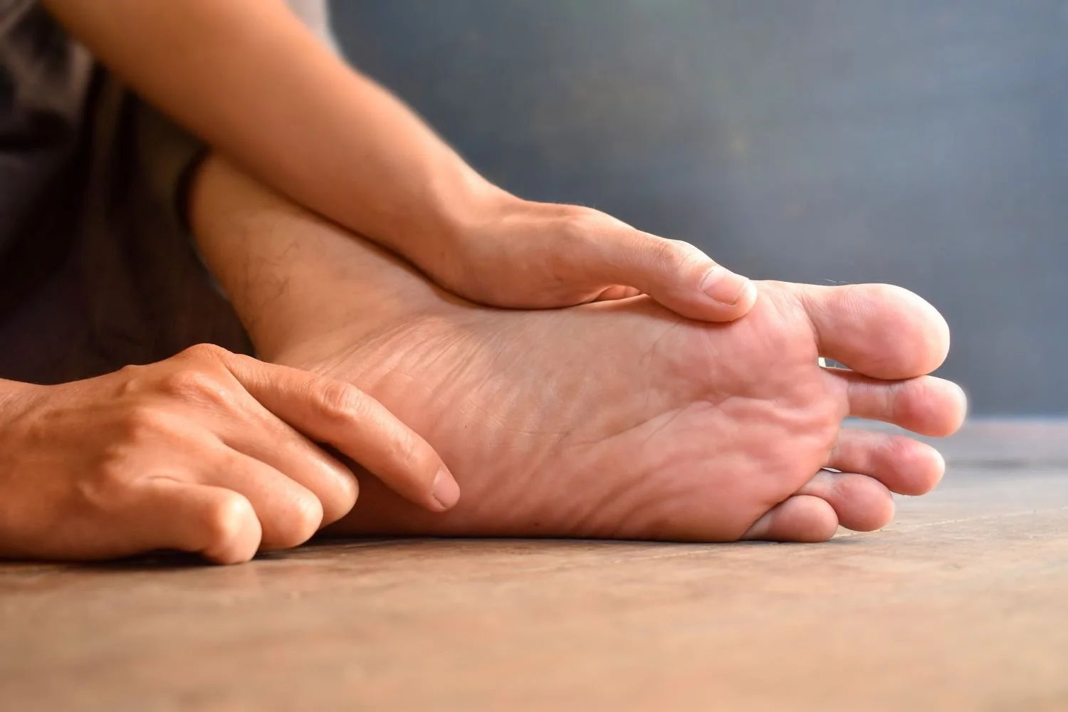 How to Massage Your Own Feet: Ultimate Guide - MassageYourOwnFeet
