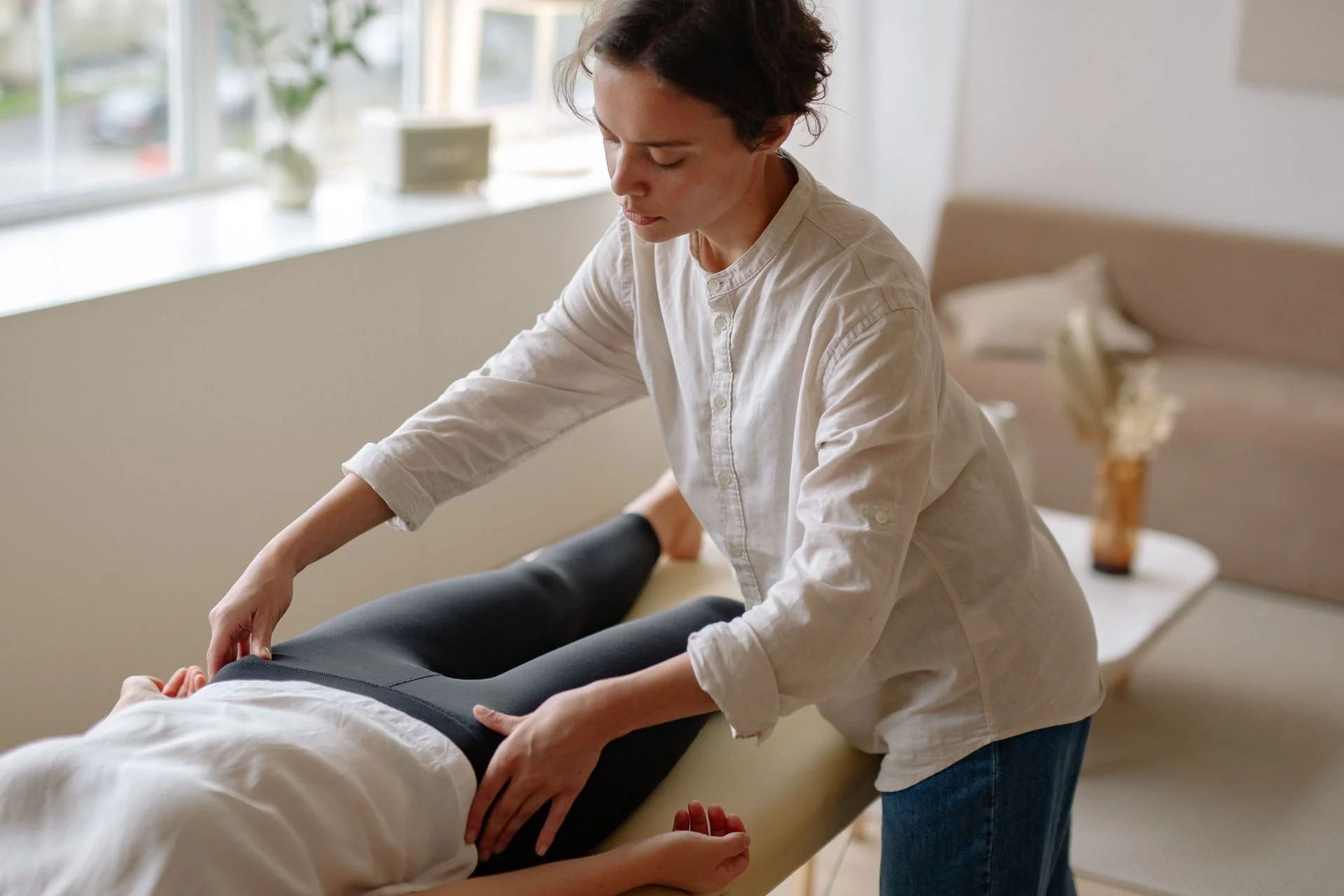 Groin Pain Relief – Causes, Relief for Back Pain and Hip Injuries Groin Pain Relief – Causes, Relief for Back Pain and Hip Injuries - MassageforHip 1