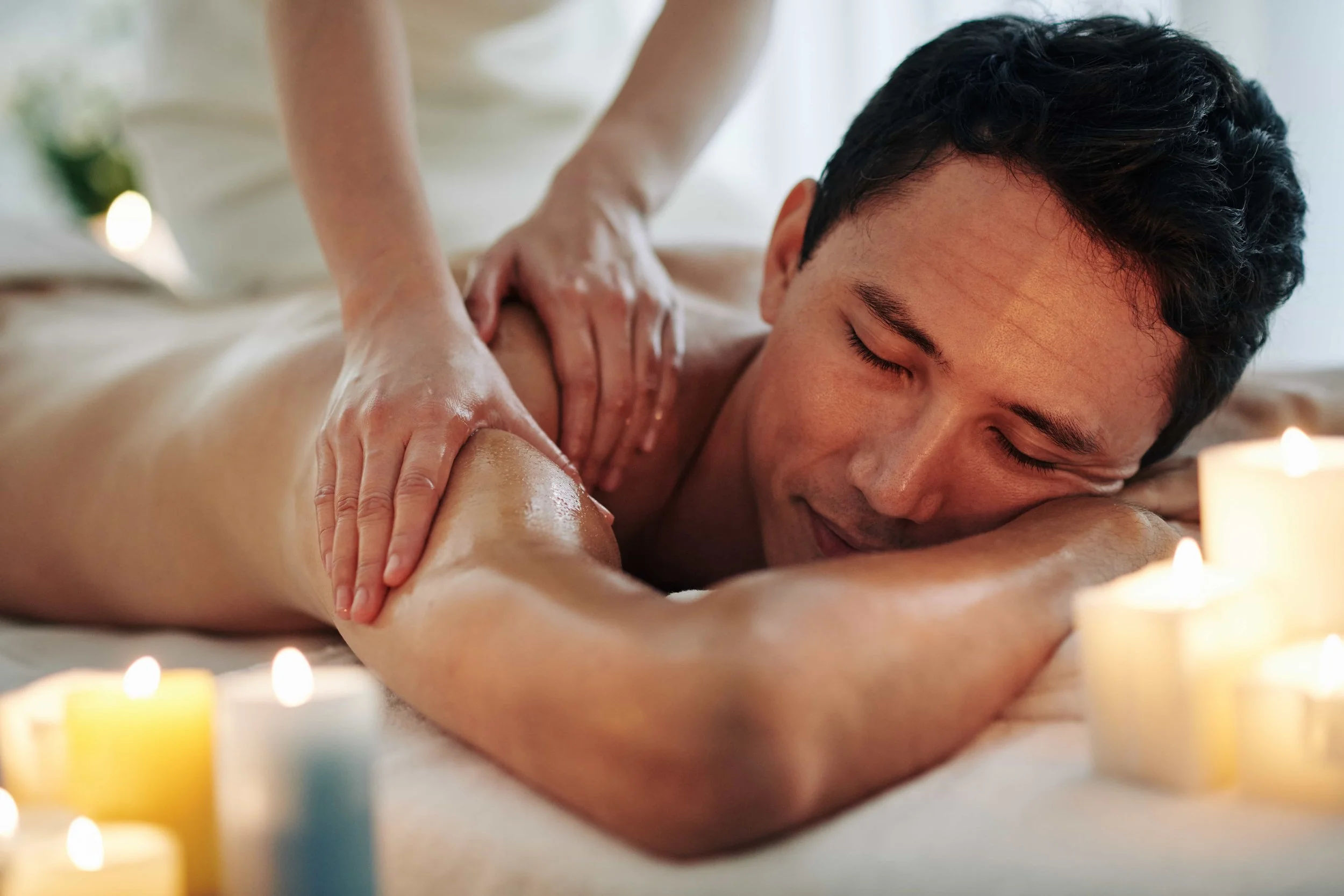 Why Does Massage Feel Good? - Relaxingspamassage 1