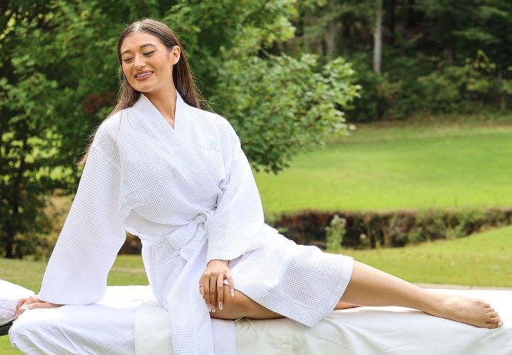 Swedish Massage: Benefits, Techniques, and What to Expect Relaxed woman resting peacefully after a Swedish massage session