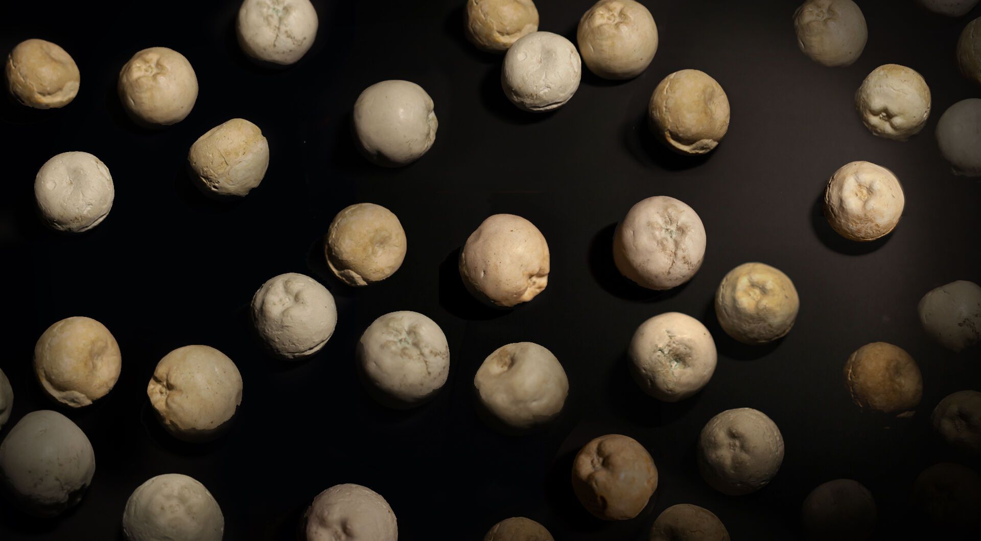 Ewa Lisiak - Conservation and Restoration of Art - madonna apples