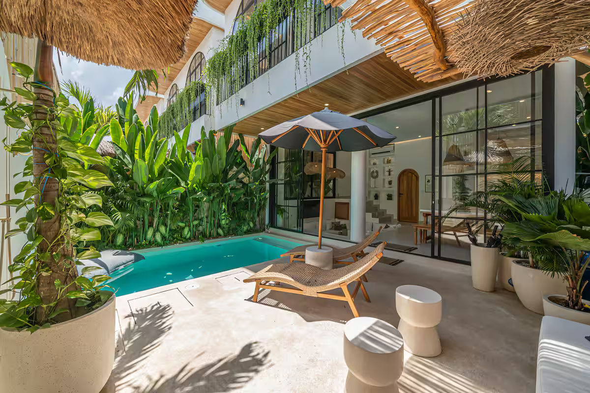 2 Bedroom Poolside Bliss