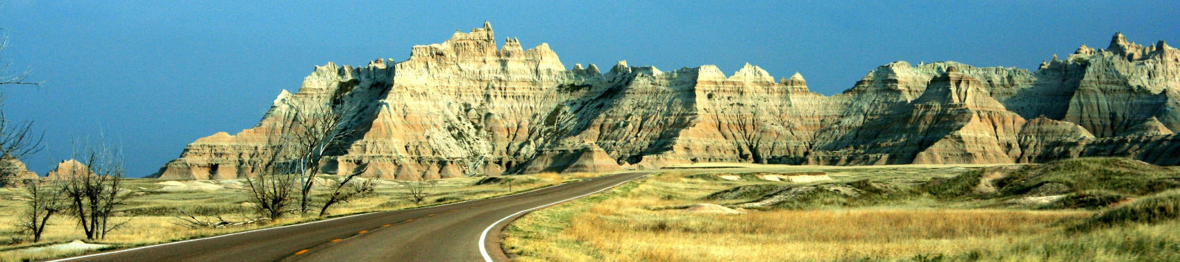 road running through the mountains in the Badlands of South Dakota