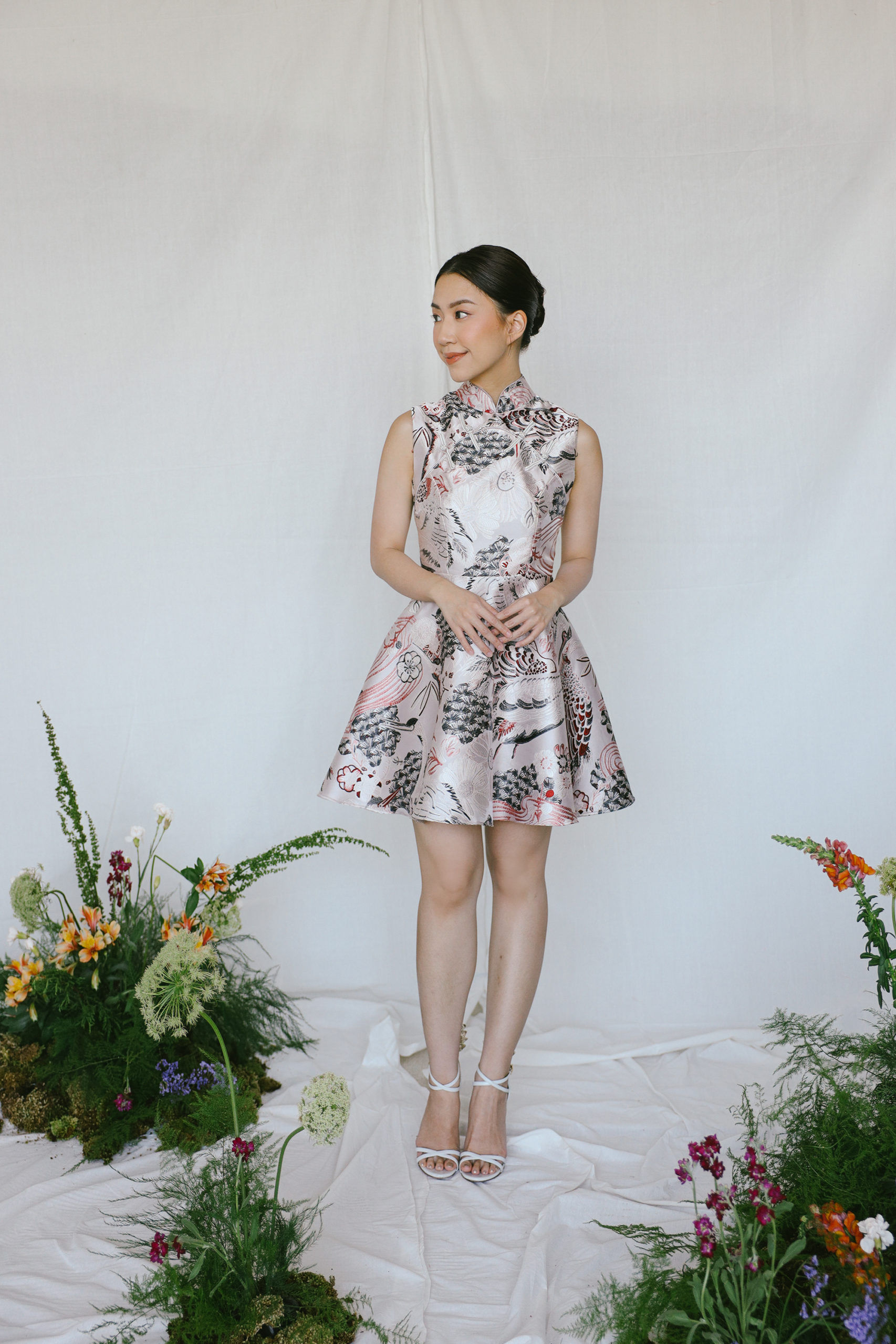 knee length dresses for ladies Black Floral Satin Mini Dress