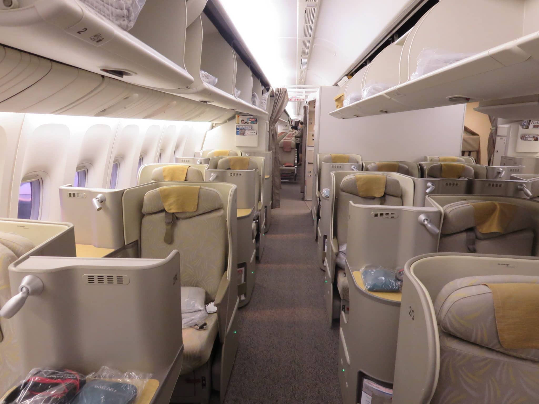 Review: Asiana Business Class Boeing 777-200LR | meilenoptimieren.com