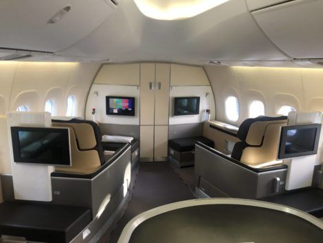 lufthansa first class boeing 747-8i nase der boeing 747