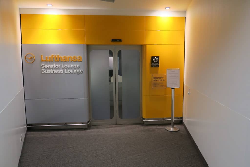 Lufthansa Senator Lounge Hamburg Eingangsbereich