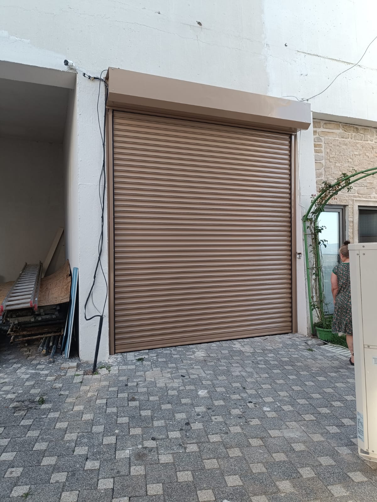 Garaj Kapıları