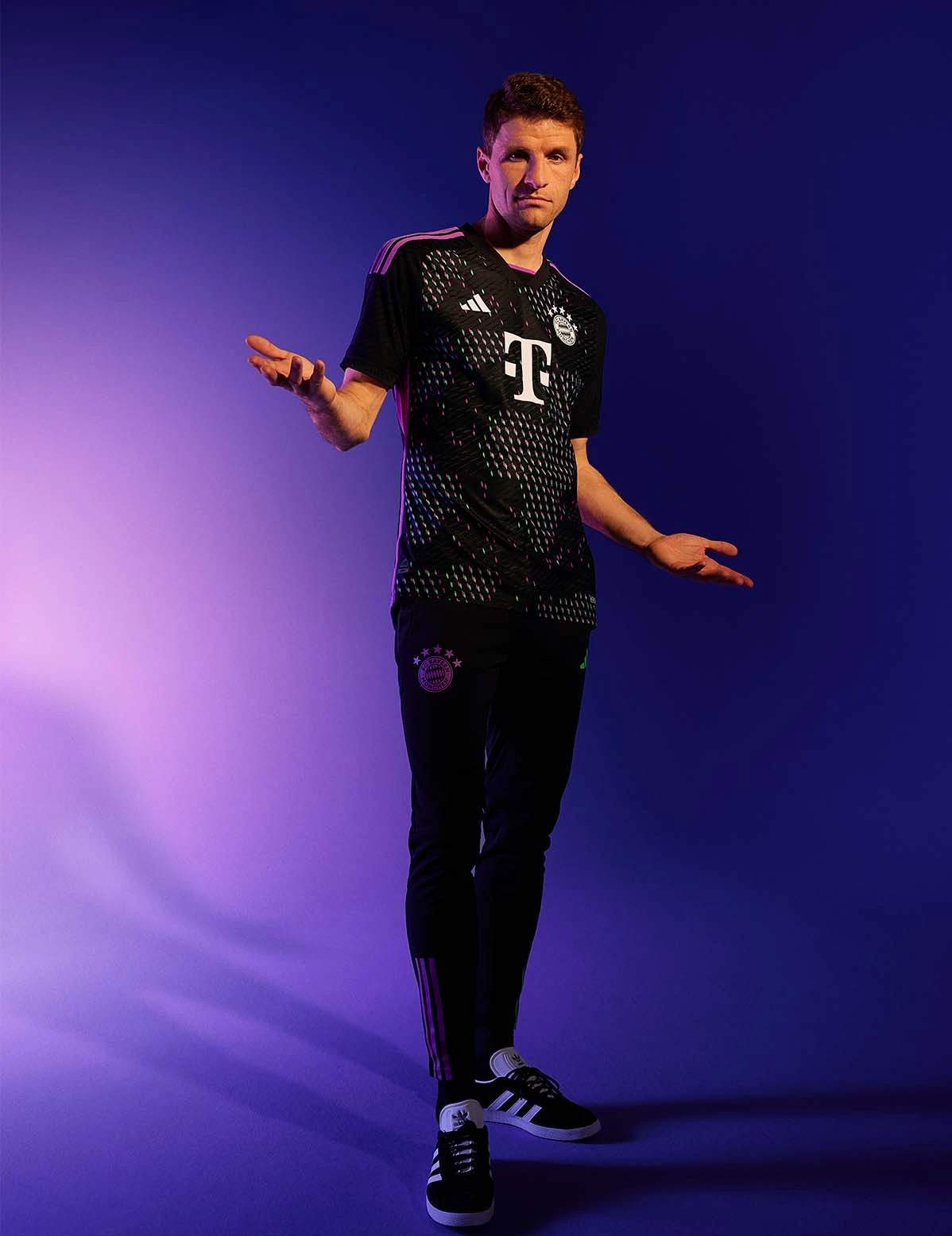 2023-2024 Bayern Munich Away Shirt