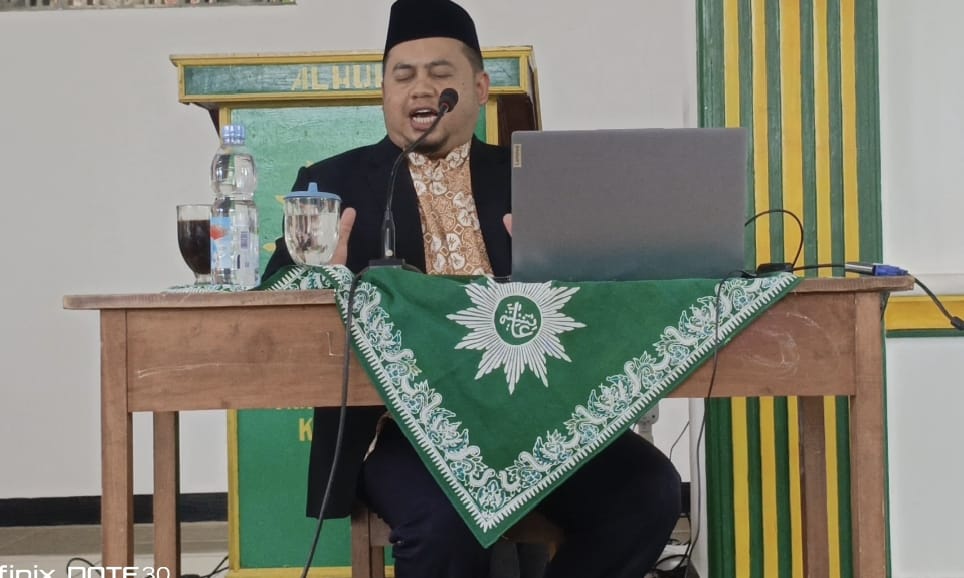 Ade Suryadi, LC., Sekertaris Majelis Tarjih dan Tajdid PDM Garut.jpg