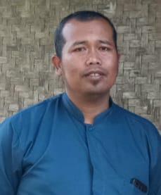 Aep Ketua RW 10 Desa Cigadog.jpg