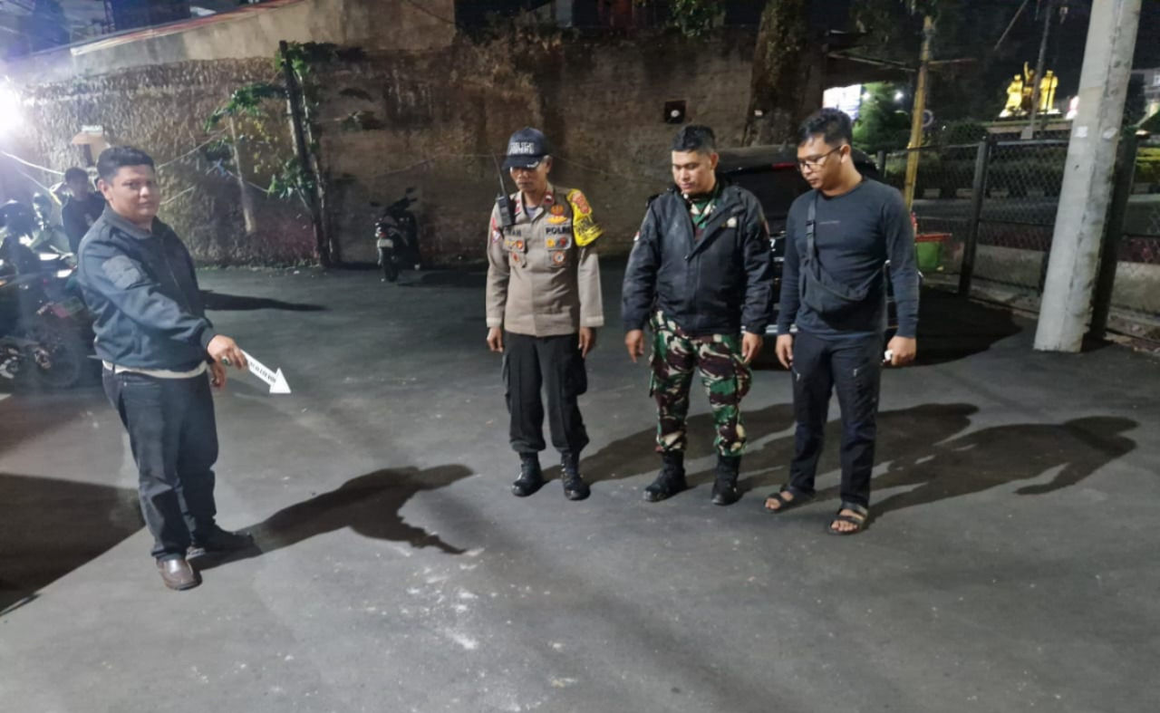 Cekcok Parkir (a).jpg