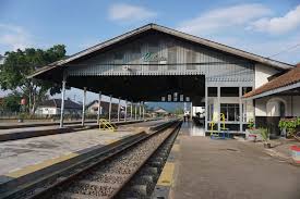 Foto Stasiun Cibatu, sumber Jawa Pos.jpg