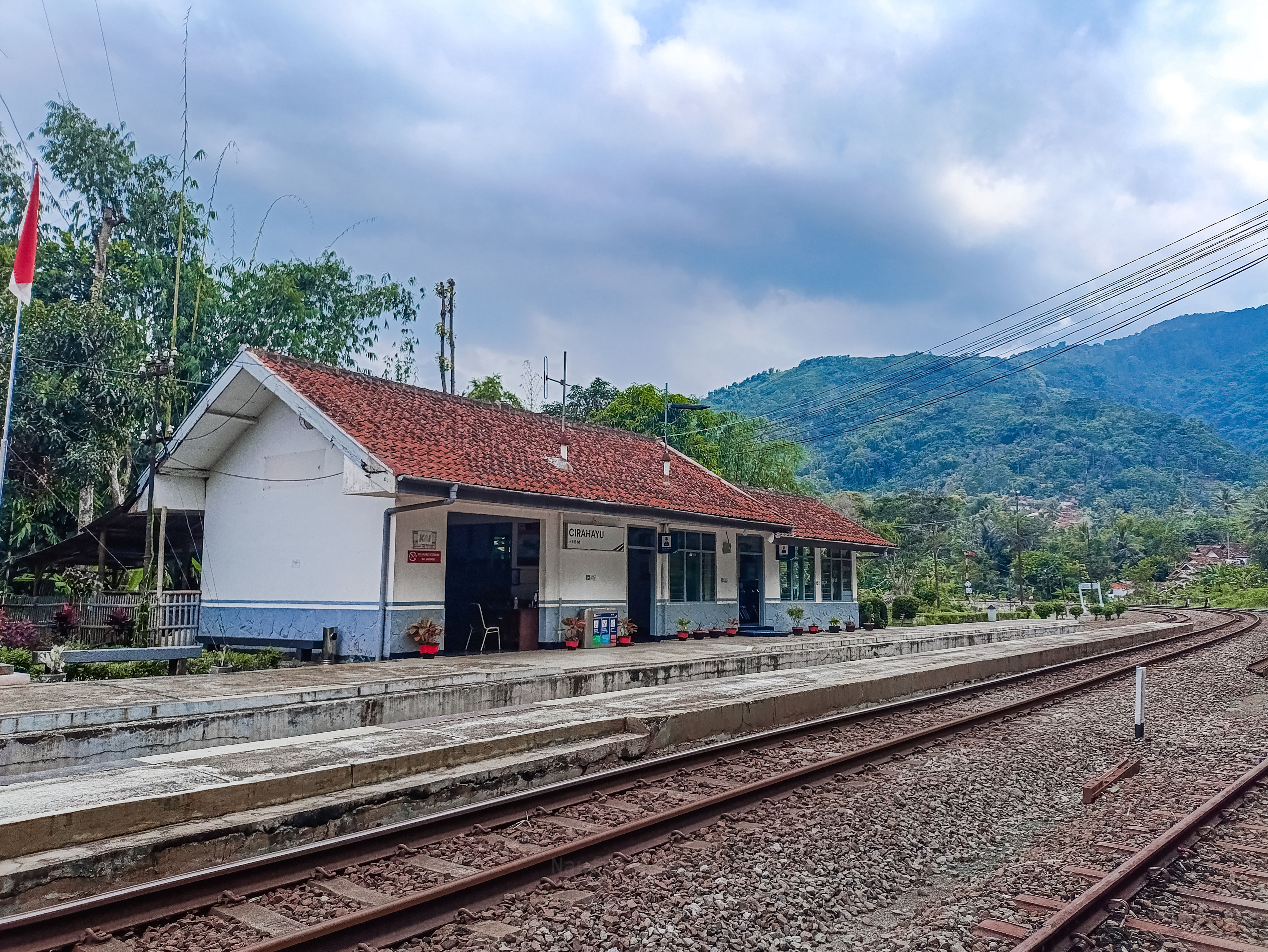 Foto Stasiun Cirahayu, sumber Wikipedia.jpg