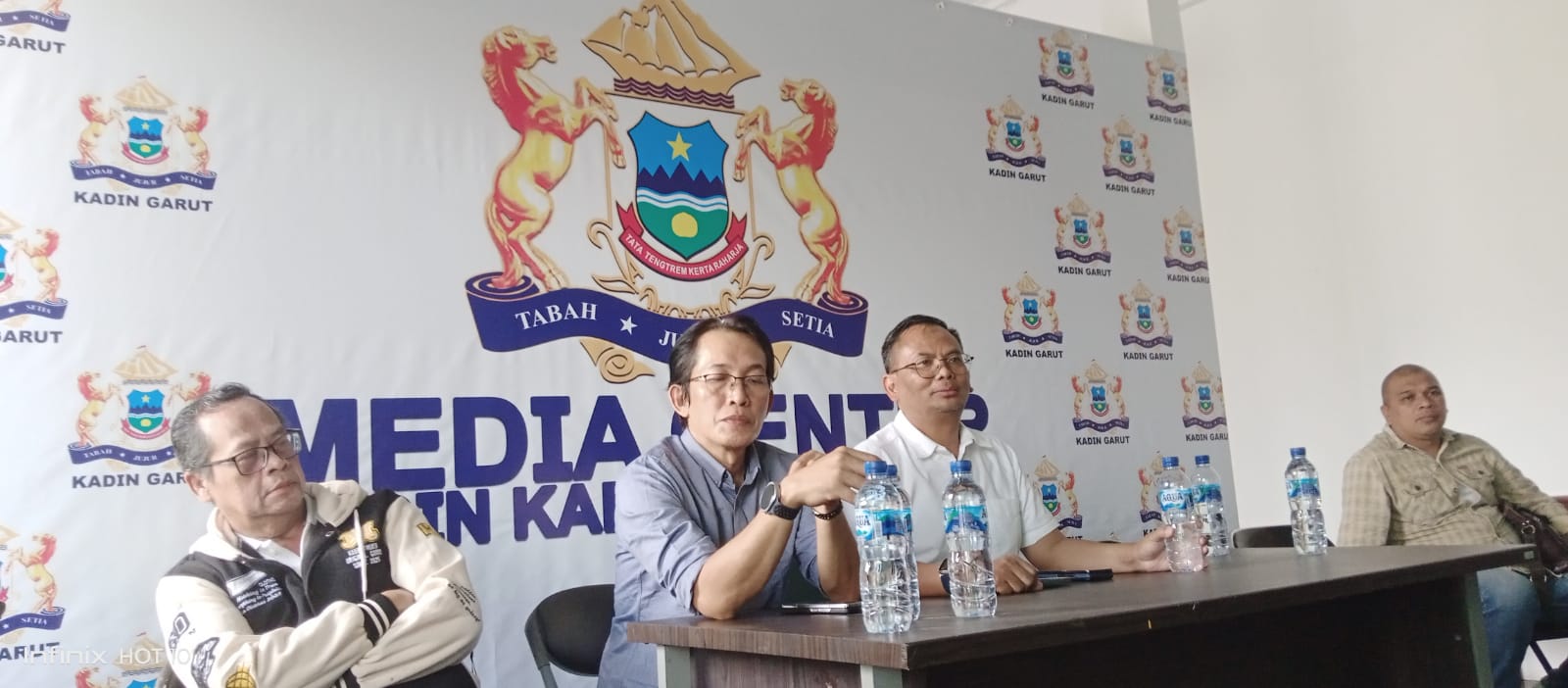 Kadin Garut (1).jpg Kadin Garut (1).jpg